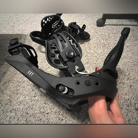 Women’s Burton Lexa EST size small snowboard bindings - Picture 2 of 6